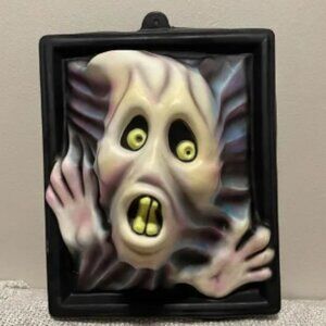 Black Light Illusions R. J. Marino 1997 3D Screaming Ghost Horror Mask Halloween